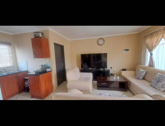 2 BEDROOM APARTMENT FOR SALE IN JABULANI